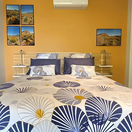 Entre Et Pinede Piscine Bed & Breakfast